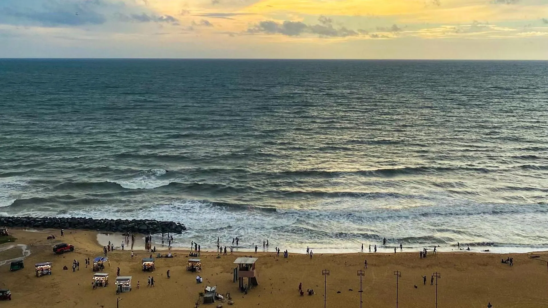 Lejlighed Negombo Beach - The Breeze By Glorious Holidays Sri Lanka