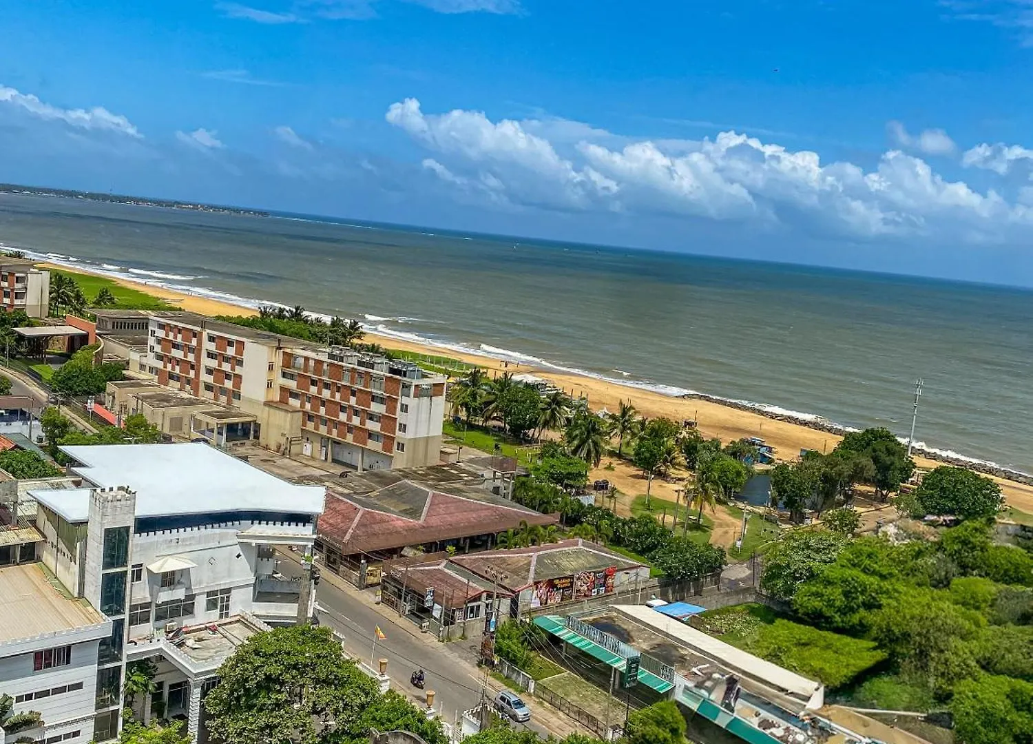 شقة Negombo Beach - The Breeze By Glorious Holidays سريلانكا