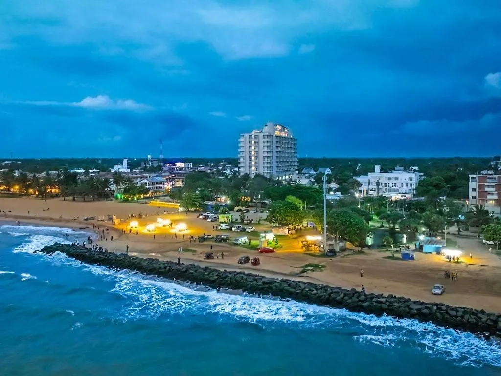 شقة Negombo Beach - The Breeze By Glorious Holidays سريلانكا