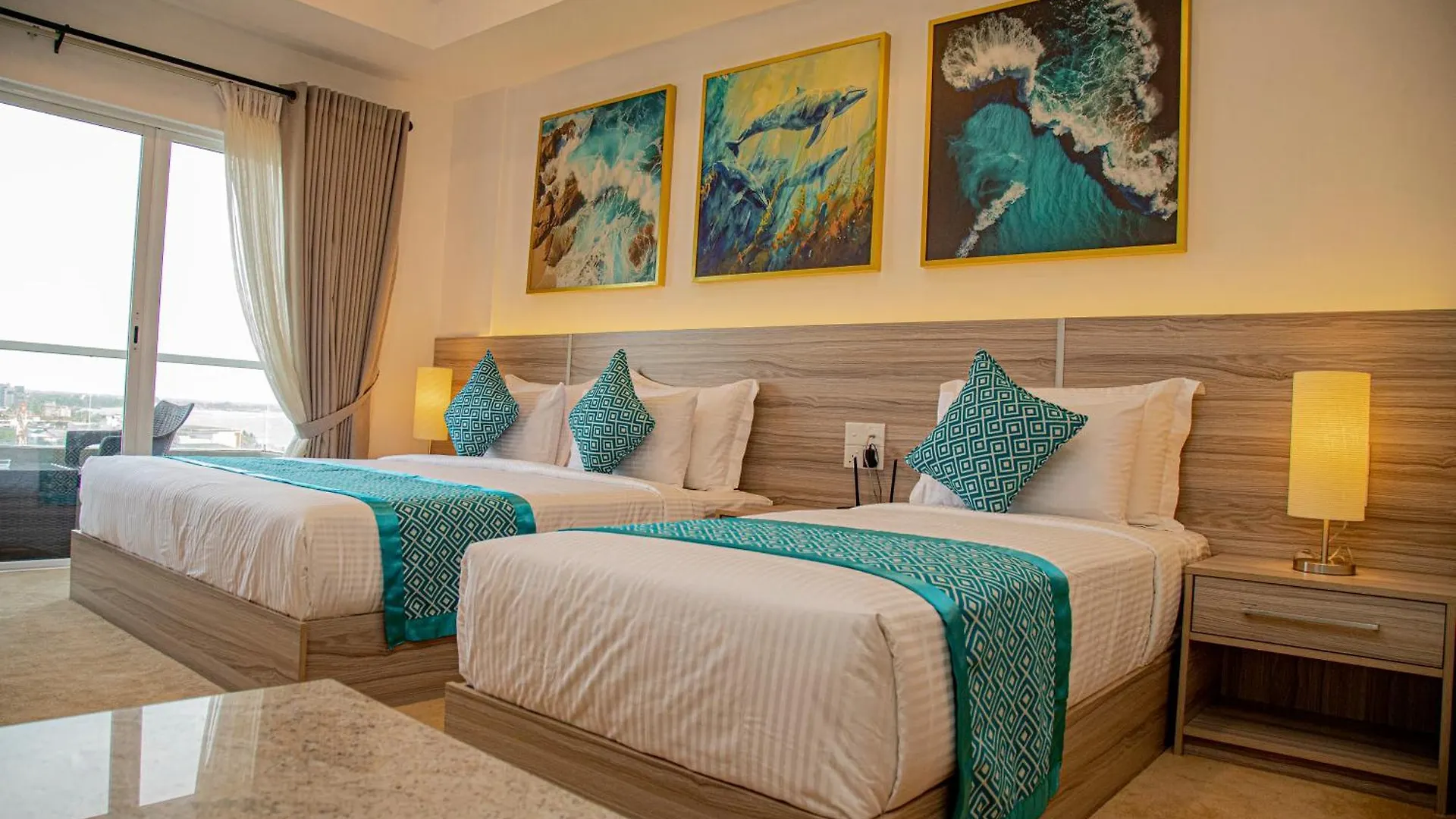Negombo Beach - The Breeze By Glorious Holidays 0*,  سريلانكا