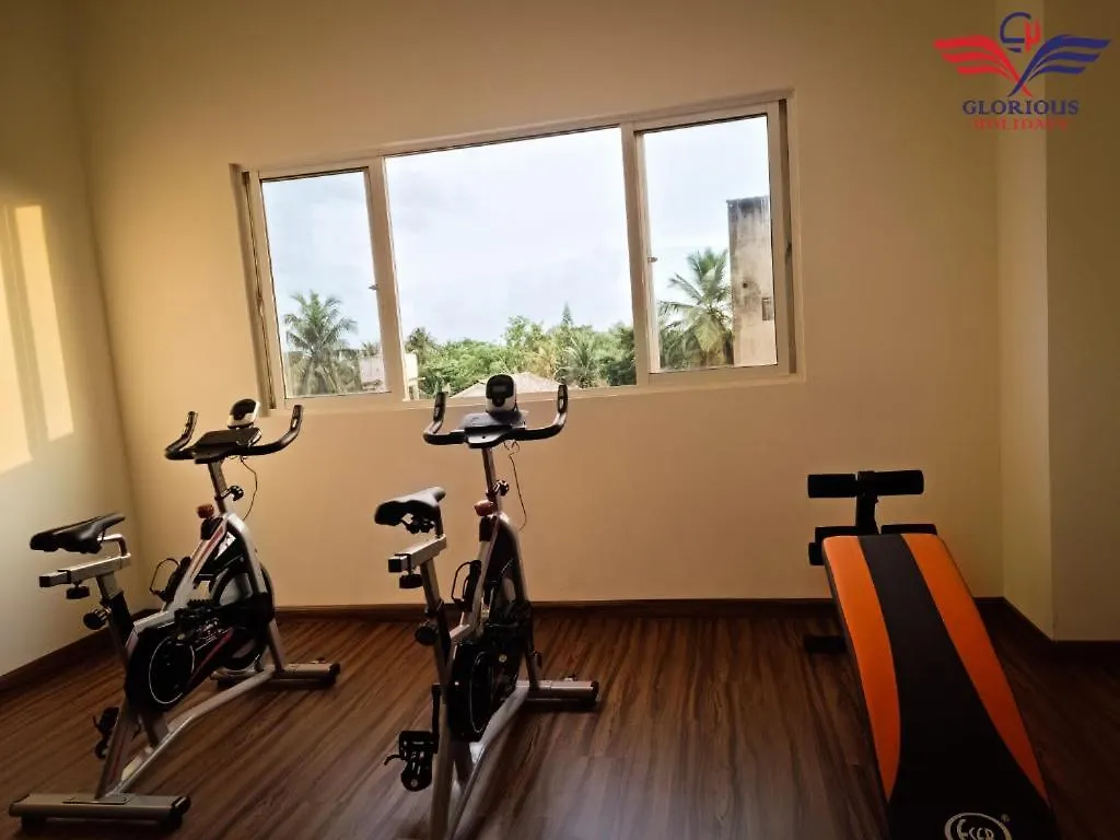 Negombo Beach - The Breeze By Glorious Holidays سريلانكا